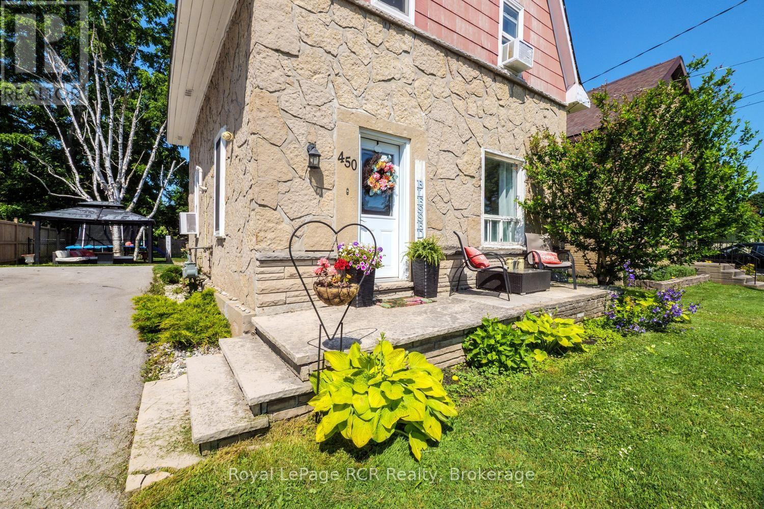 450 Taylor Street, South Bruce Peninsula, Ontario  N0H 2T0 - Photo 2 - X13543424