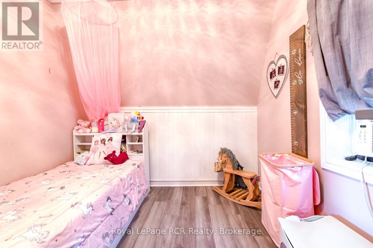 450 Taylor Street, South Bruce Peninsula, Ontario  N0H 2T0 - Photo 28 - X13543424
