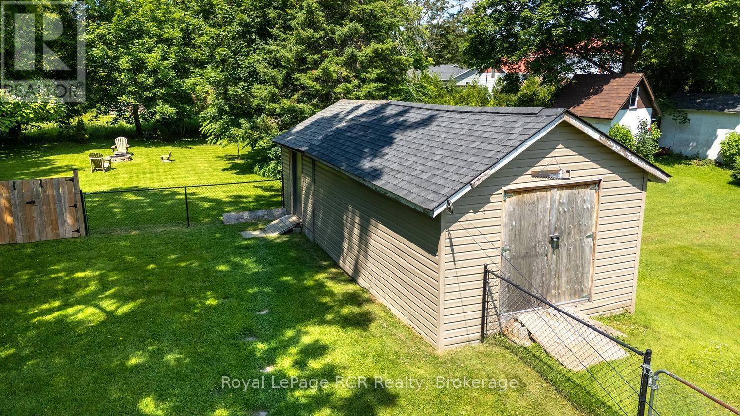 450 Taylor Street, South Bruce Peninsula, Ontario  N0H 2T0 - Photo 38 - X13543424
