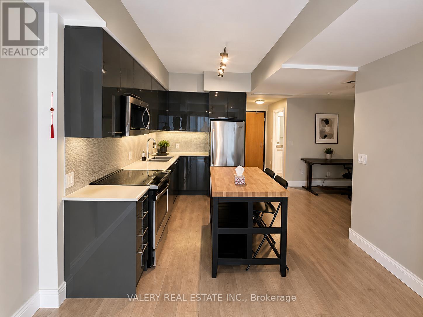 519 - 15 Prince Albert Blvd Boulevard, Kitchener, Ontario  N2H 0C2 - Photo 2 - X13135404