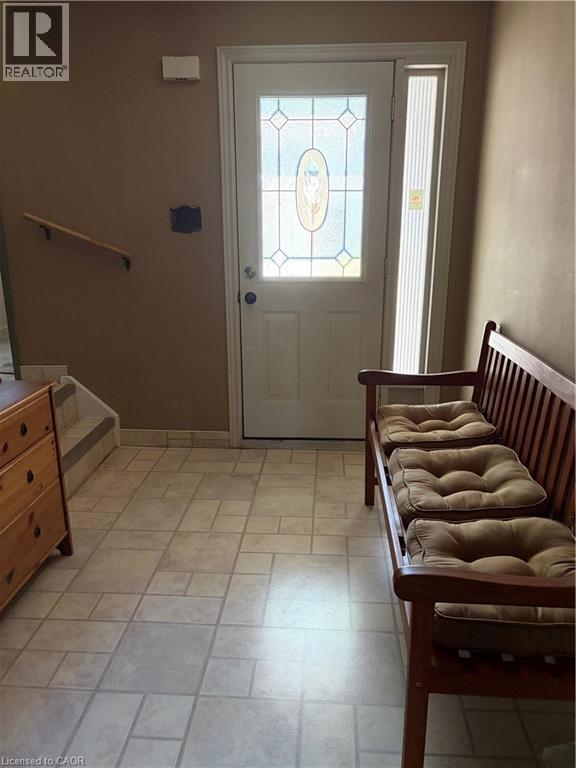 473 Woodview Road Unit# 2, Burlington, Ontario  L7N 2Z9 - Photo 4 - 40841093