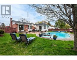 201 CAMBERLEY CRESCENT, Kingston, Ontario