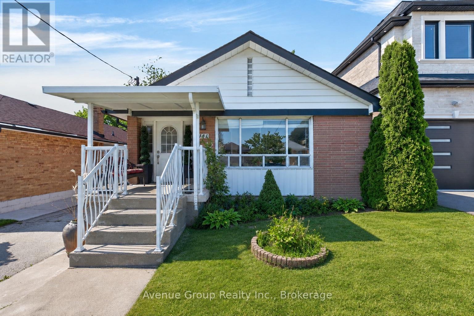 141 BUDEA CRESCENT, Toronto, Ontario