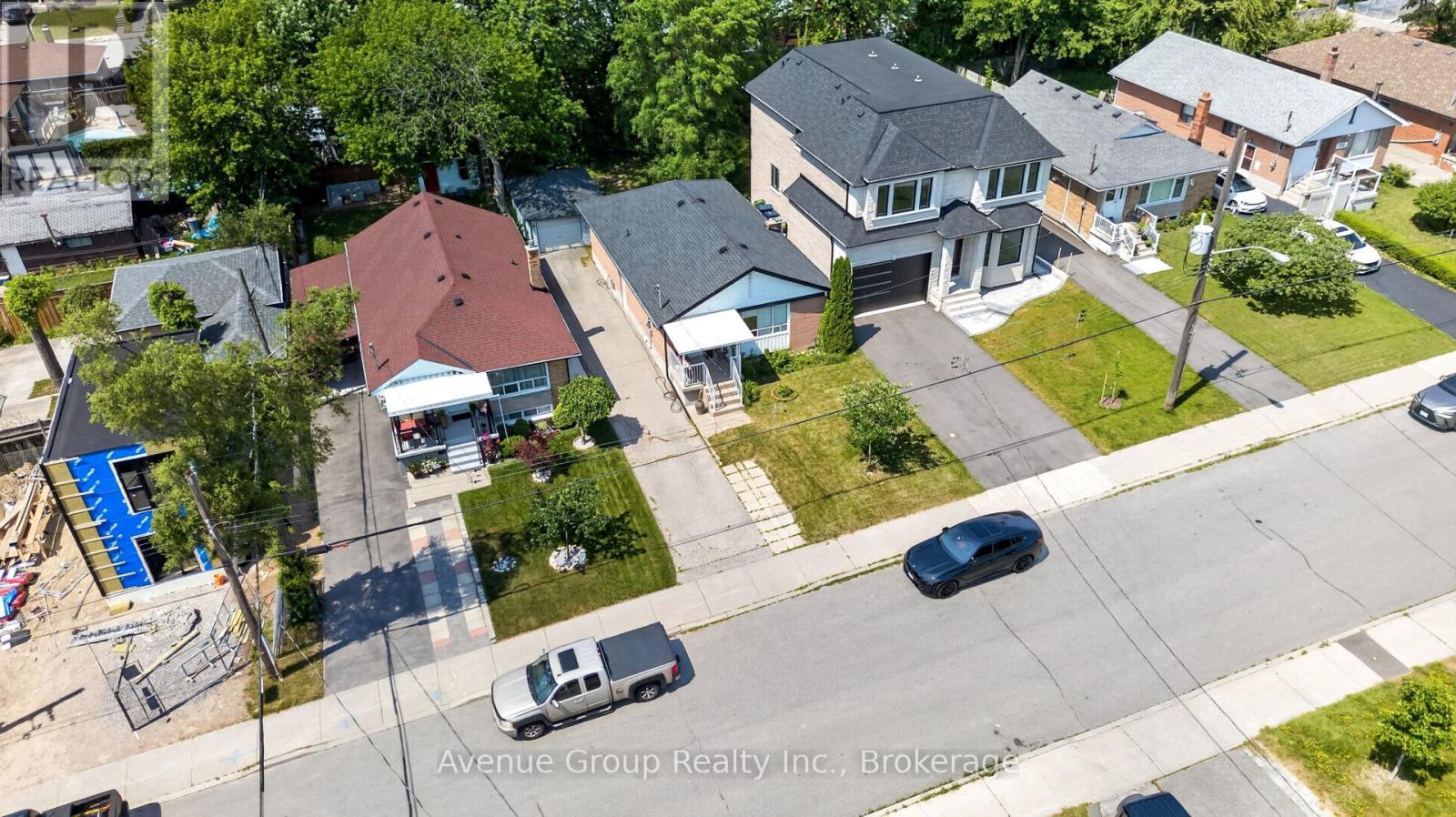 141 Budea Crescent, Toronto, Ontario M1R 4W2 - Photo 2 - E13543370