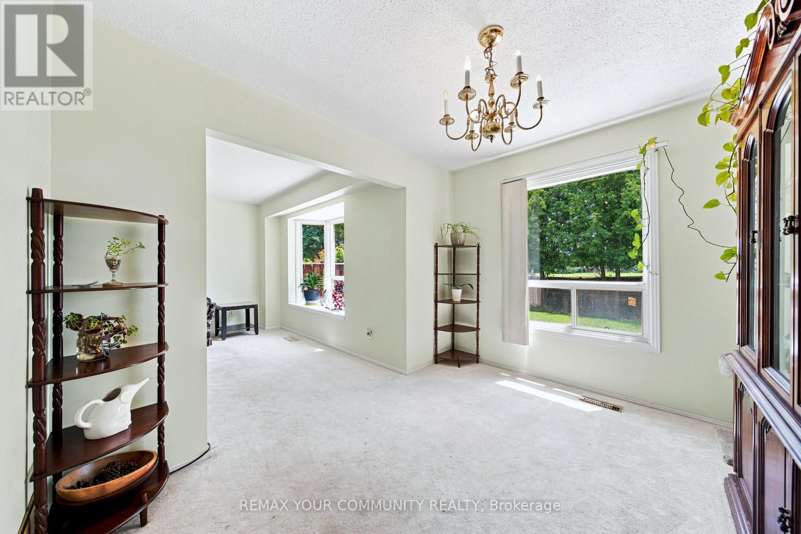 37 Longbow Square, Toronto, Ontario M1W 2W6 - Photo 12 - E13543434