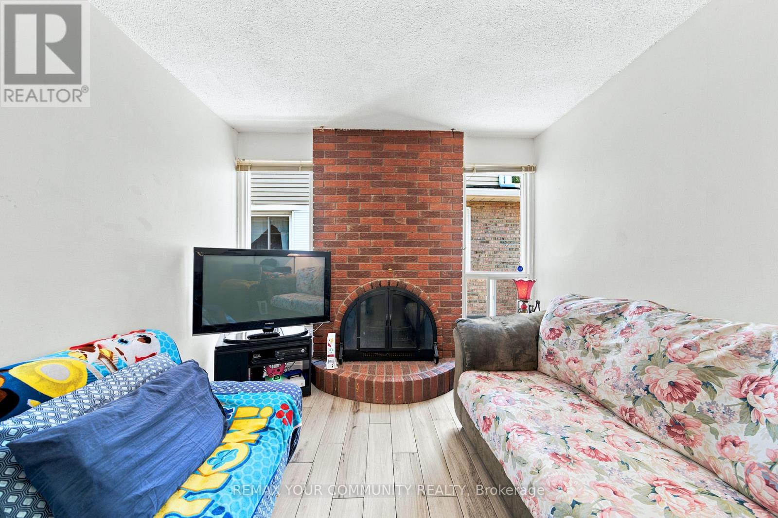 37 Longbow Square, Toronto, Ontario M1W 2W6 - Photo 15 - E13543434