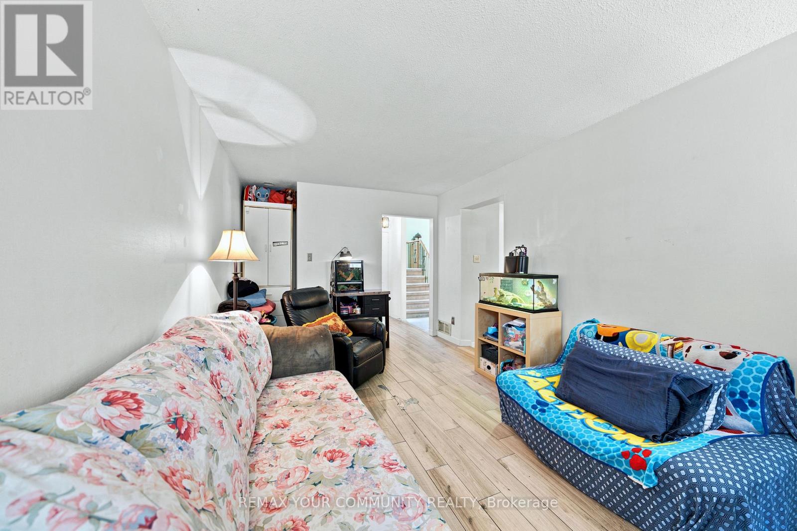 37 Longbow Square, Toronto, Ontario M1W 2W6 - Photo 16 - E13543434