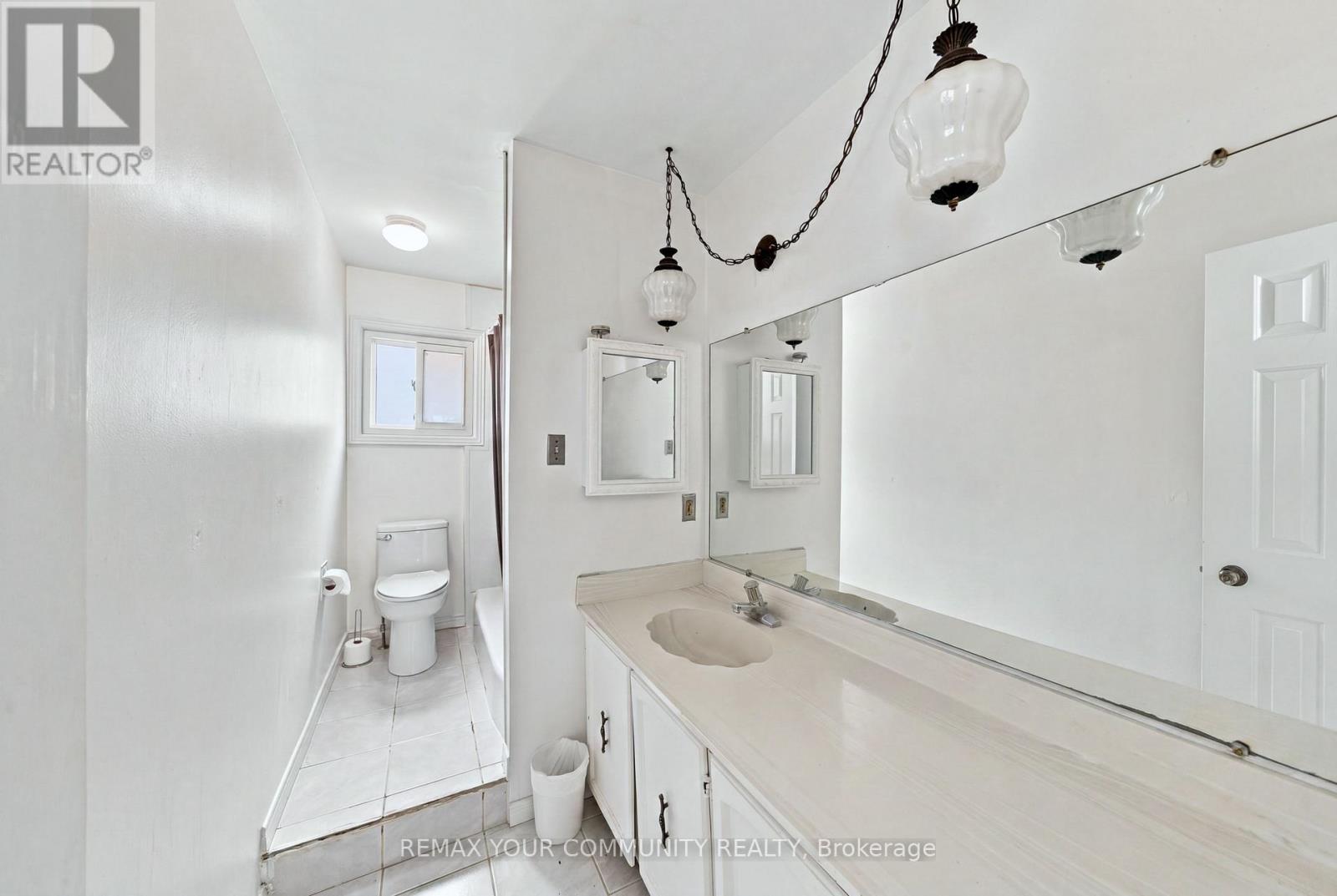 37 Longbow Square, Toronto, Ontario M1W 2W6 - Photo 29 - E13543434