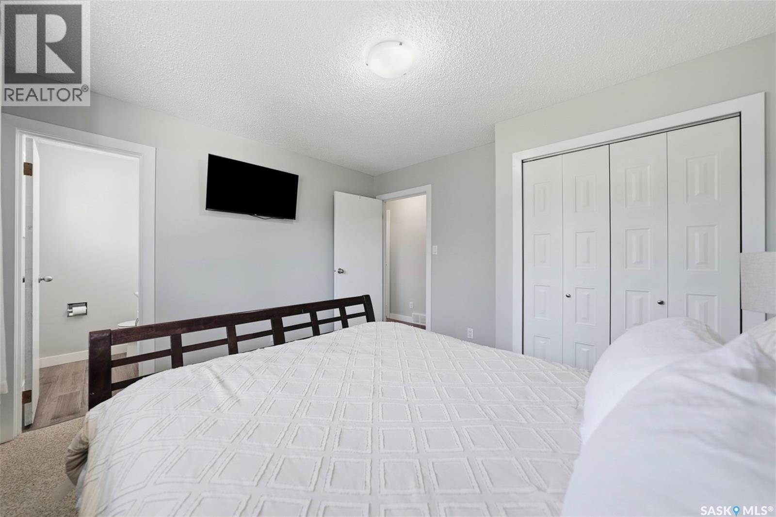3120 Hogeweide Drive, Prince Albert, Saskatchewan  S6V 6X9 - Photo 15 - SK042041