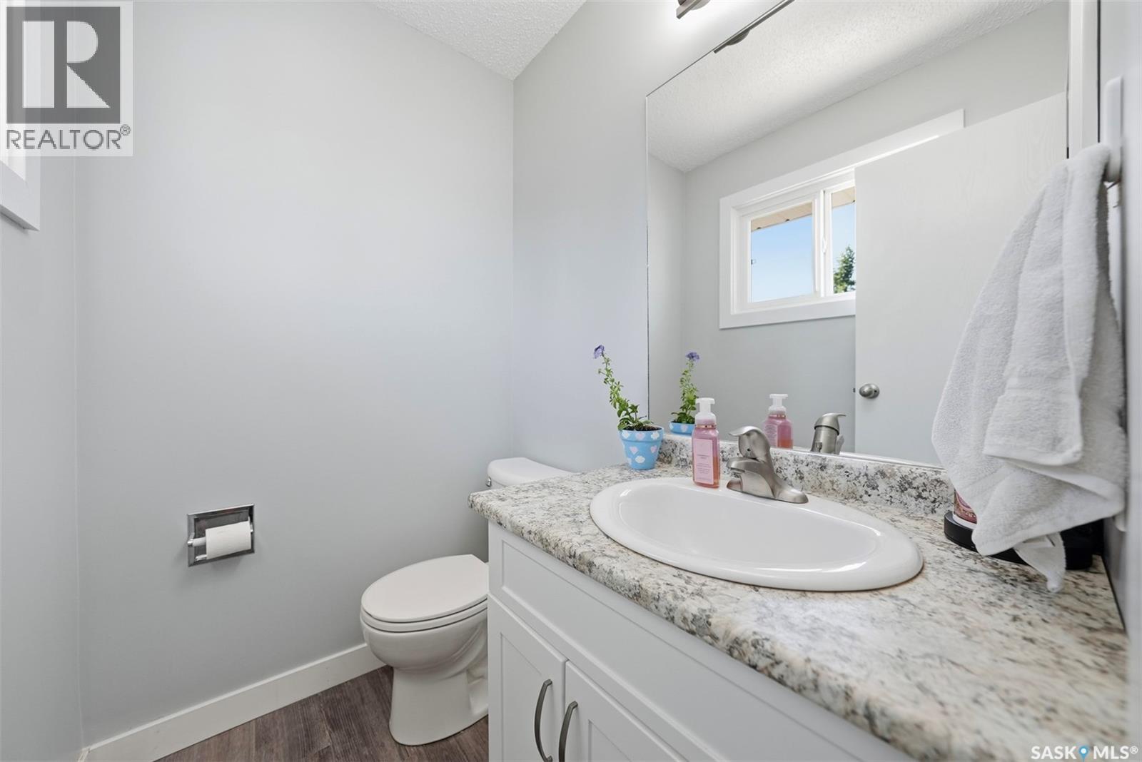 3120 Hogeweide Drive, Prince Albert, Saskatchewan  S6V 6X9 - Photo 16 - SK042041