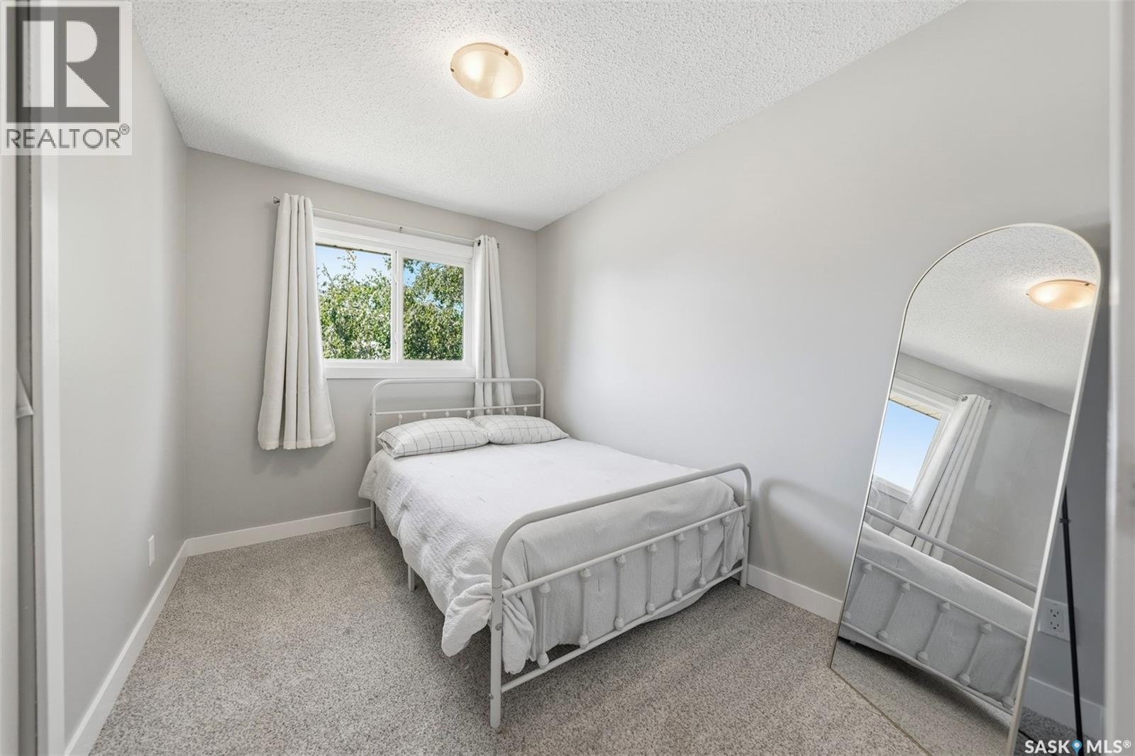3120 Hogeweide Drive, Prince Albert, Saskatchewan  S6V 6X9 - Photo 17 - SK042041