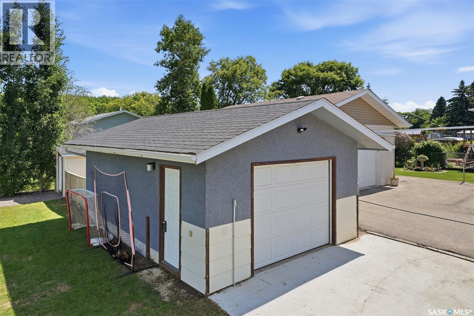 3120 Hogeweide Drive, Prince Albert, Saskatchewan  S6V 6X9 - Photo 31 - SK042041