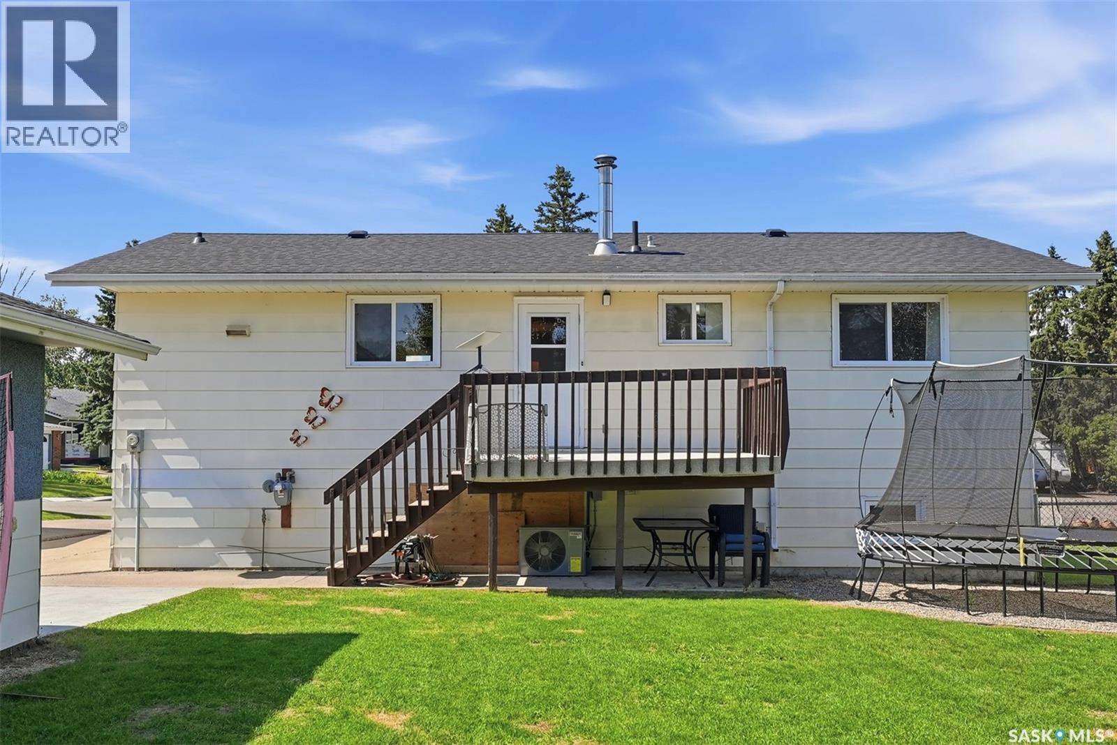 3120 Hogeweide Drive, Prince Albert, Saskatchewan  S6V 6X9 - Photo 38 - SK042041
