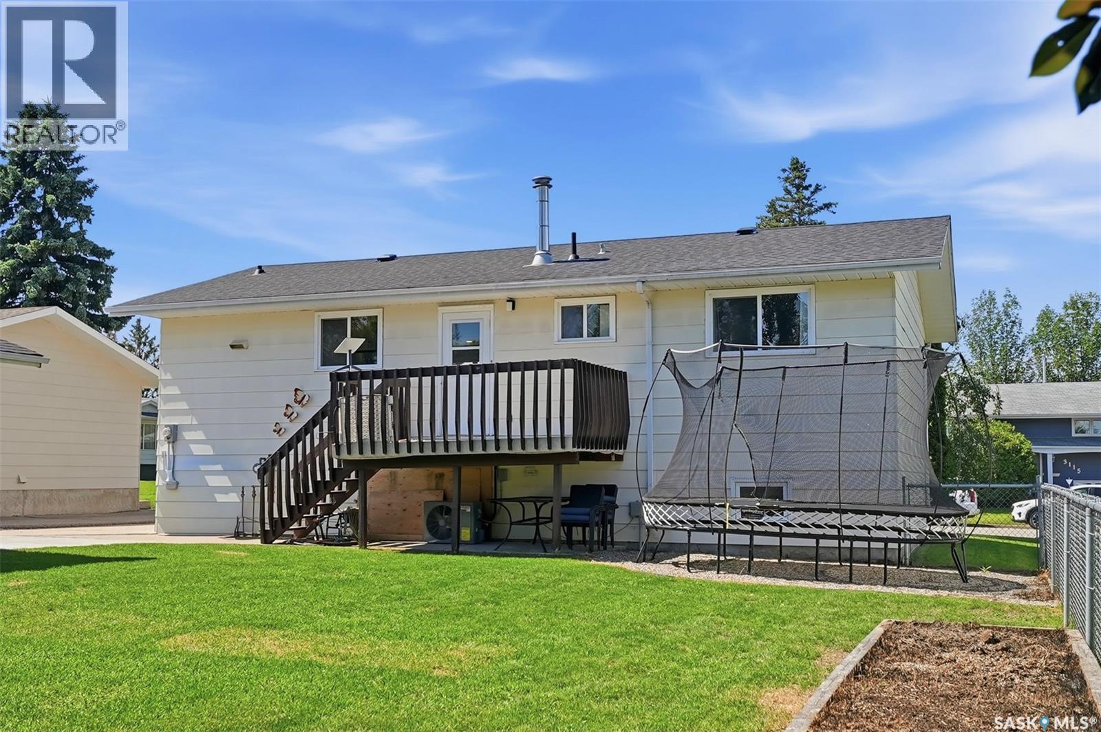 3120 Hogeweide Drive, Prince Albert, Saskatchewan  S6V 6X9 - Photo 39 - SK042041