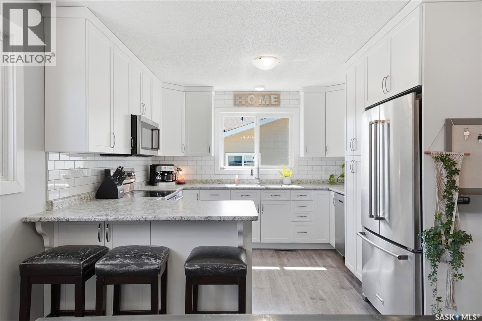 3120 Hogeweide Drive, Prince Albert, Saskatchewan  S6V 6X9 - Photo 9 - SK042041