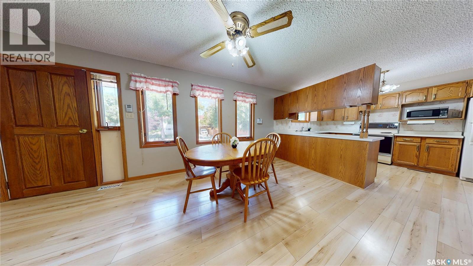 51 Harrigan Crescent, Maple Creek, Saskatchewan  S0N 1N0 - Photo 14 - SK041938