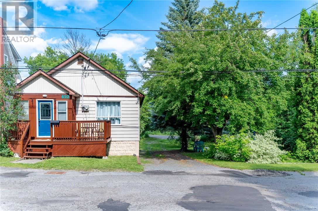 652 Lilac Street, Sudbury, Ontario  P3E 4E1 - Photo 3 - 2129115