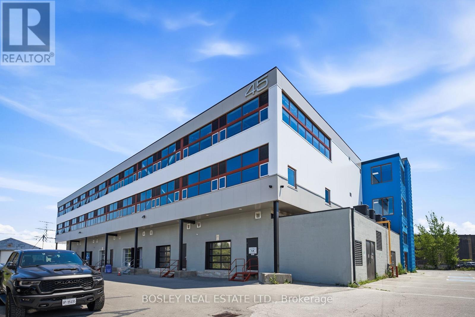 208 - 45 Industrial Street, Toronto, Ontario  M4G 1Z2 - Photo 2 - C12754138