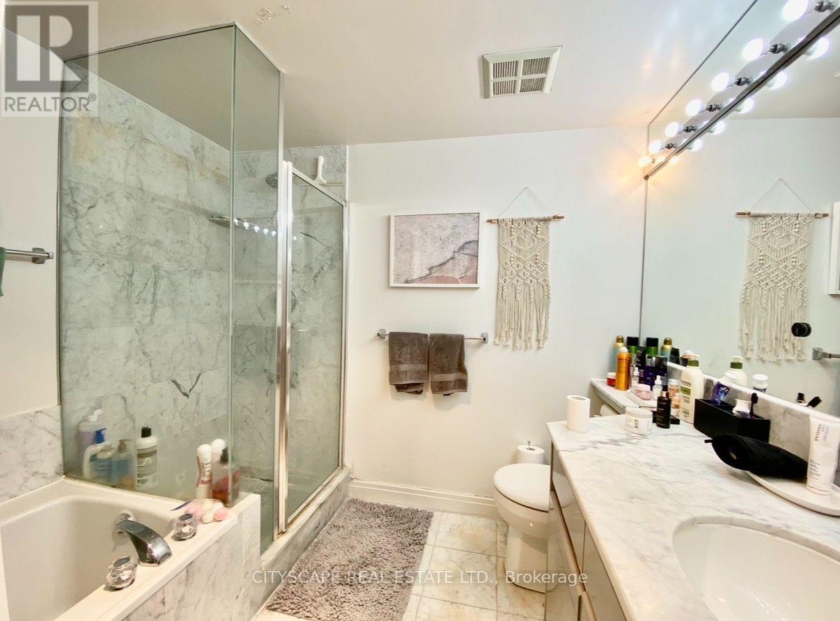 1205 - 50 Lombard Street, Toronto, Ontario  M5C 2X4 - Photo 4 - C13538562