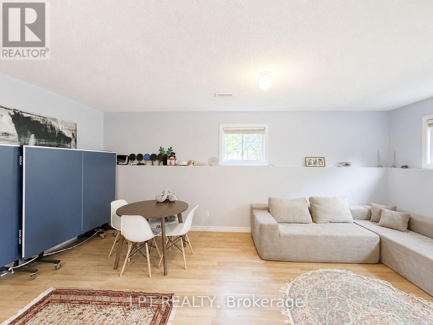 144 Shoreline Drive, Oro-Medonte, Ontario  L0L 1T0 - Photo 15 - S13536832