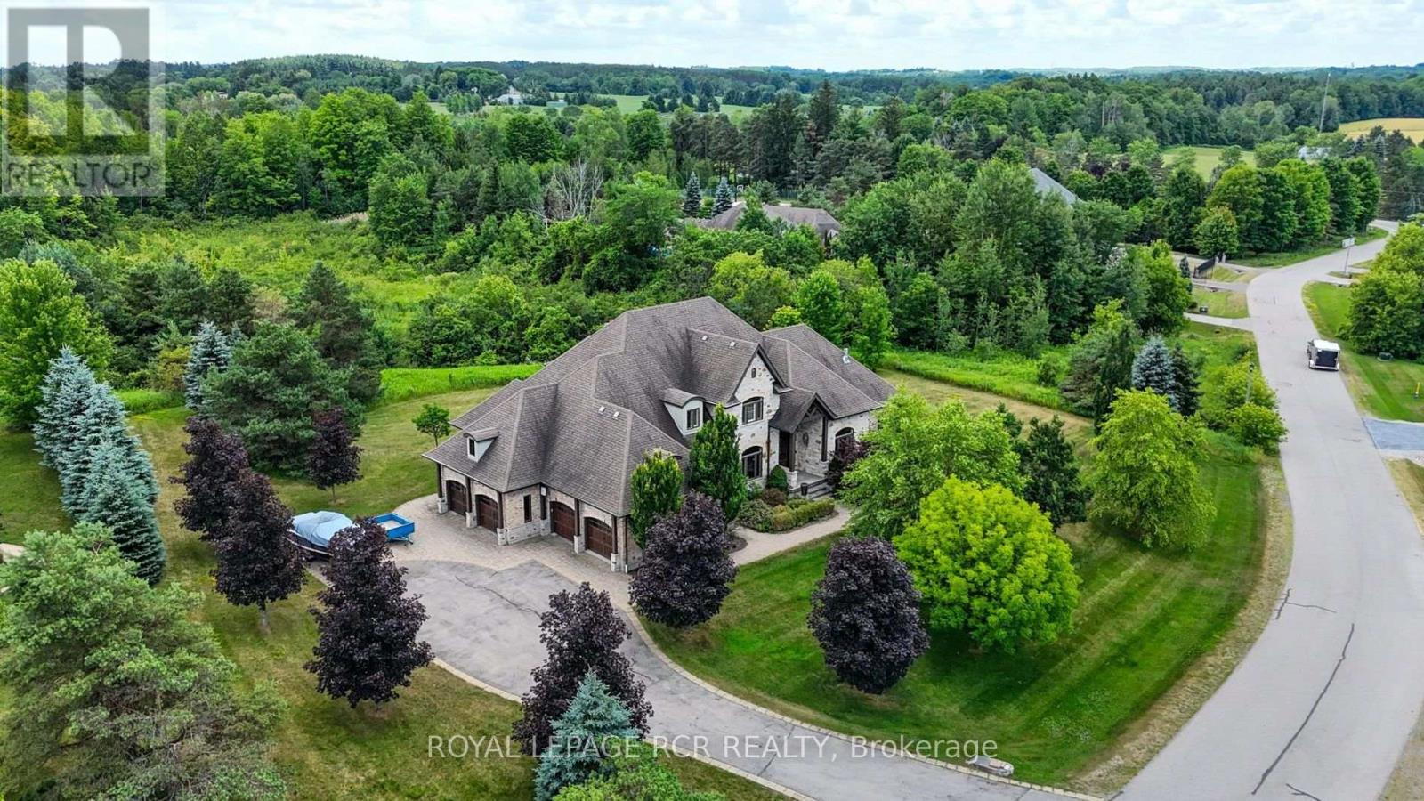7 PROCTOR AVENUE, Caledon, Ontario