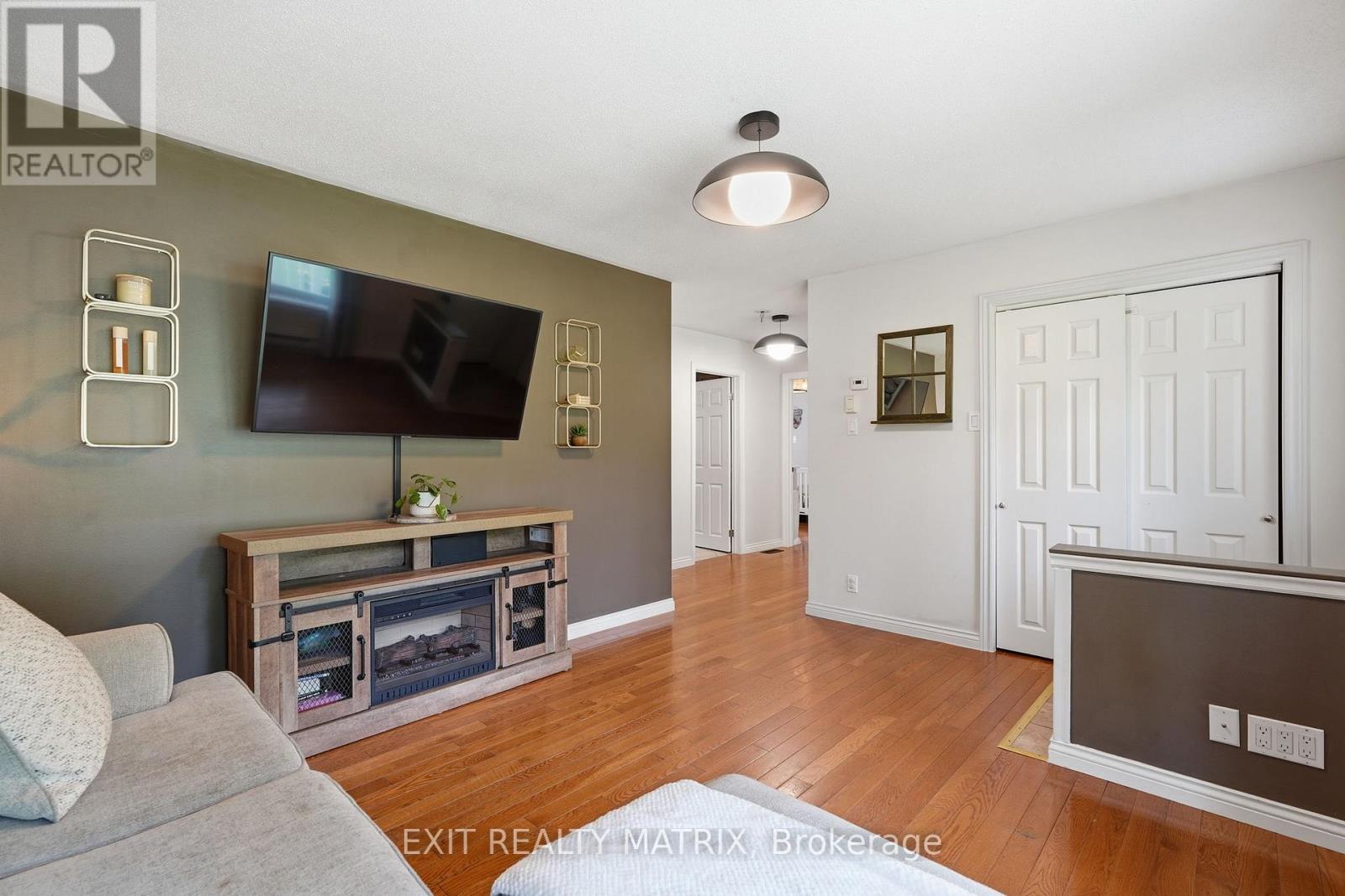 639 Boundary Road, Alfred And Plantagenet, Ontario  K0B 1A0 - Photo 7 - X13543722
