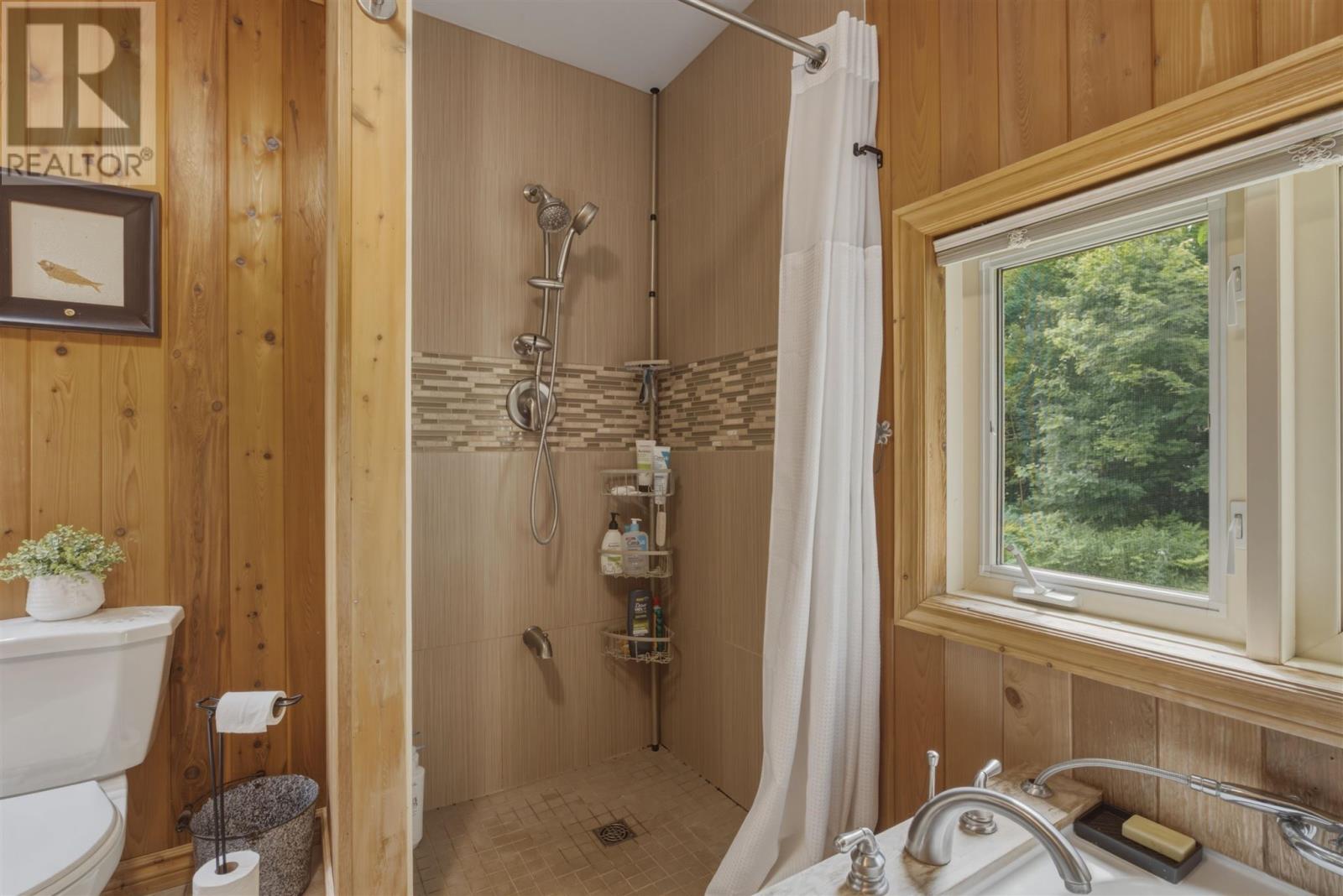 565 Walls Side Rd, Sault Ste. Marie, Ontario P6A 6K4 - Photo 19 - SM261793