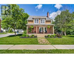 18 STURGEON ROAD N, Kawartha Lakes, Ontario