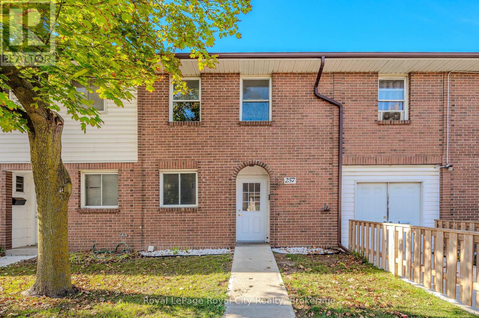 257 - 31 GREENGATE ROAD, Guelph (Junction/Onward Willow)