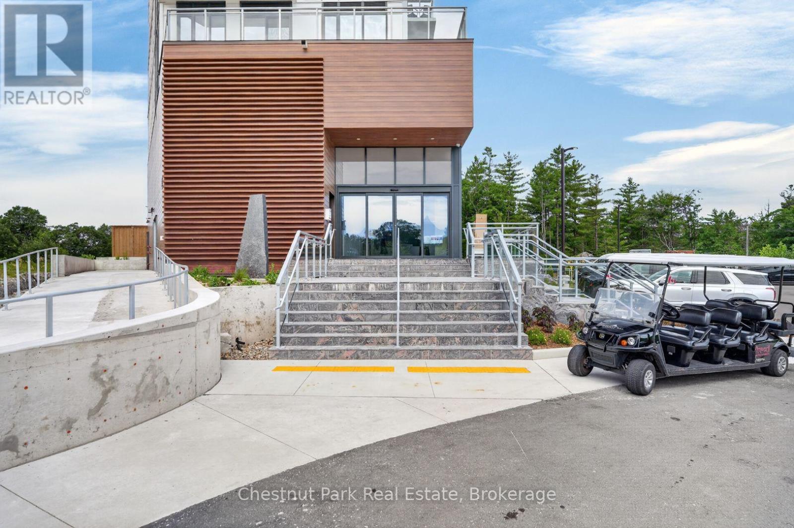 #106 - 100 Carrick Trail, Gravenhurst, Ontario  P1P 0J5 - Photo 2 - X13543718