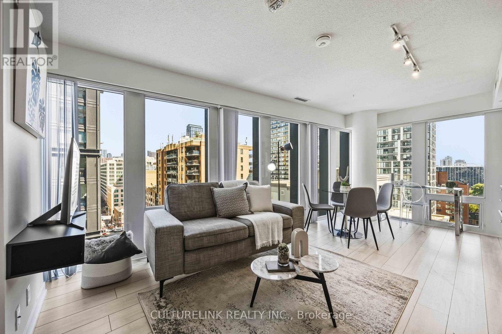 1611 - 60 SHUTER STREET, Toronto, Ontario