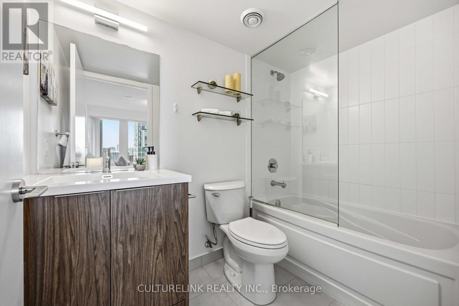 1611 - 60 Shuter Street, Toronto, Ontario  M5B 0B7 - Photo 11 - C13543544