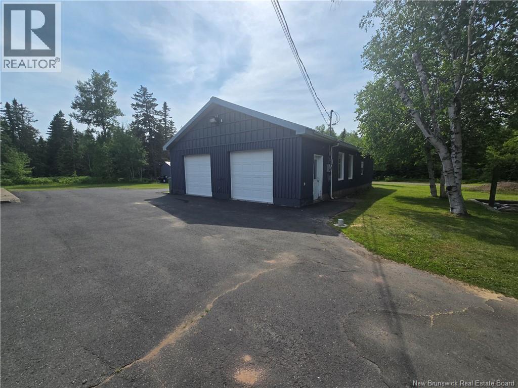 340 Ave Du Tré Carré, Shippagan, New Brunswick  E8S 1Y4 - Photo 37 - NB143548