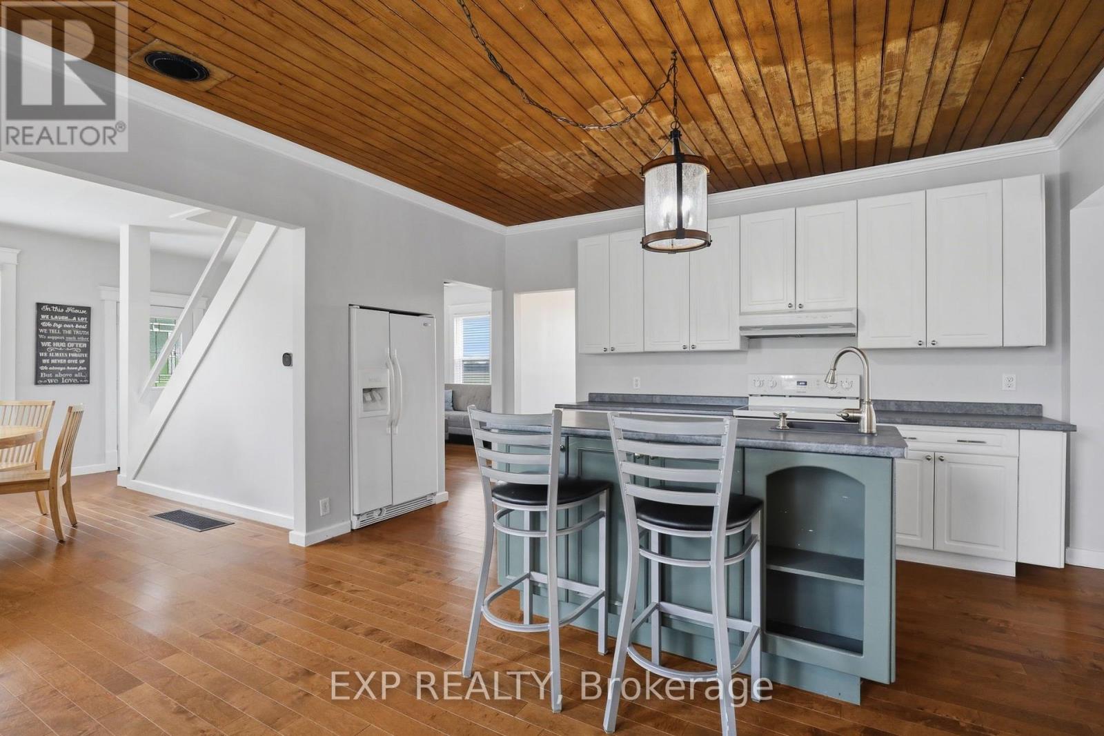 22979 Pratt Siding Road, Southwest Middlesex, Ontario  N0L 1M0 - Photo 13 - X13543756
