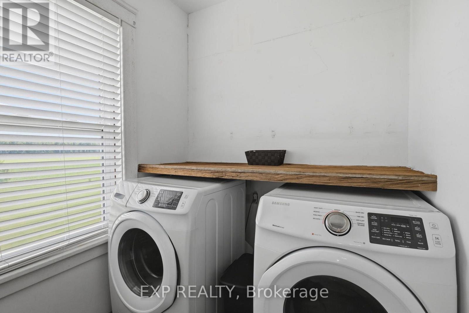 22979 Pratt Siding Road, Southwest Middlesex, Ontario  N0L 1M0 - Photo 34 - X13543756