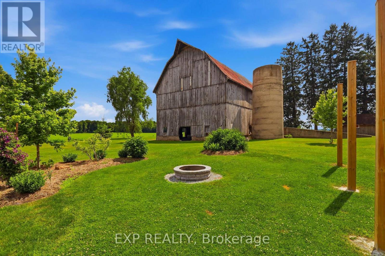 22979 Pratt Siding Road, Southwest Middlesex, Ontario  N0L 1M0 - Photo 43 - X13543756