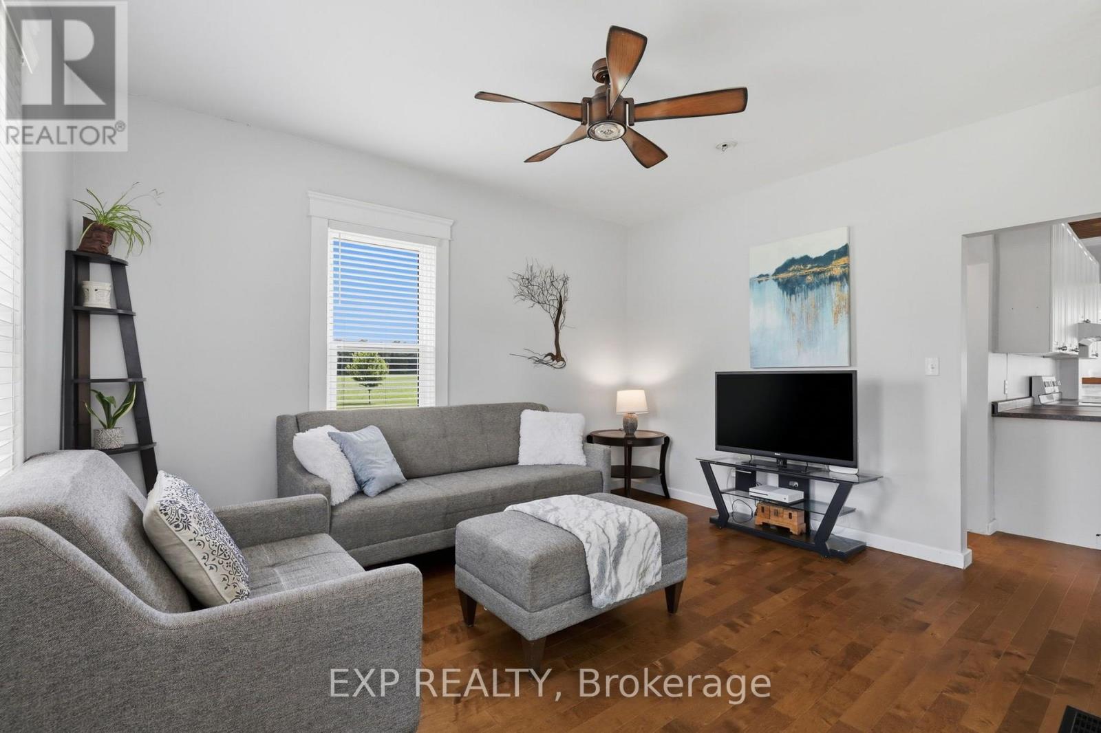 22979 Pratt Siding Road, Southwest Middlesex, Ontario  N0L 1M0 - Photo 6 - X13543756
