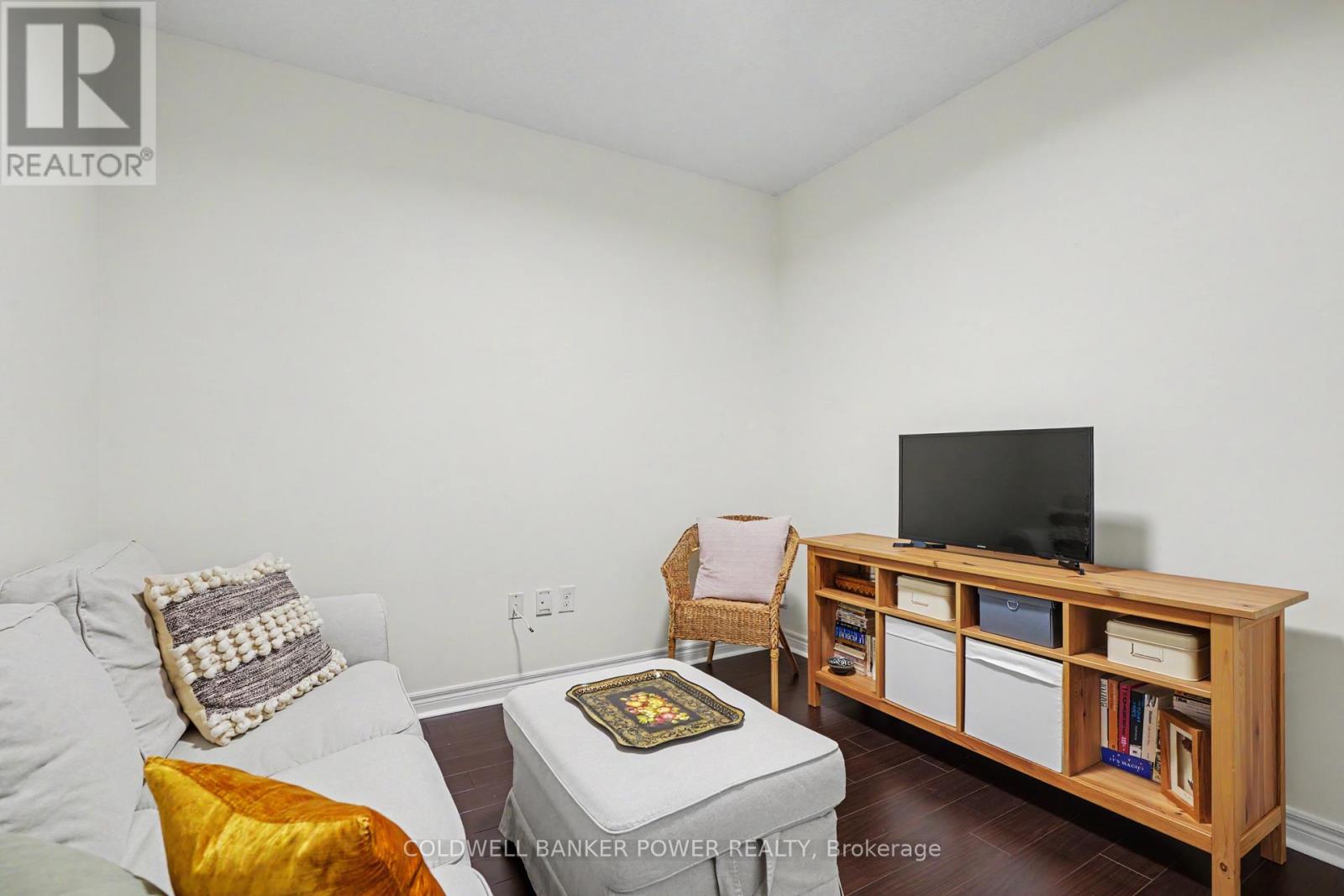 1010 - 330 Ridout Street N, London East, Ontario  N6C 3Z3 - Photo 12 - X13543832