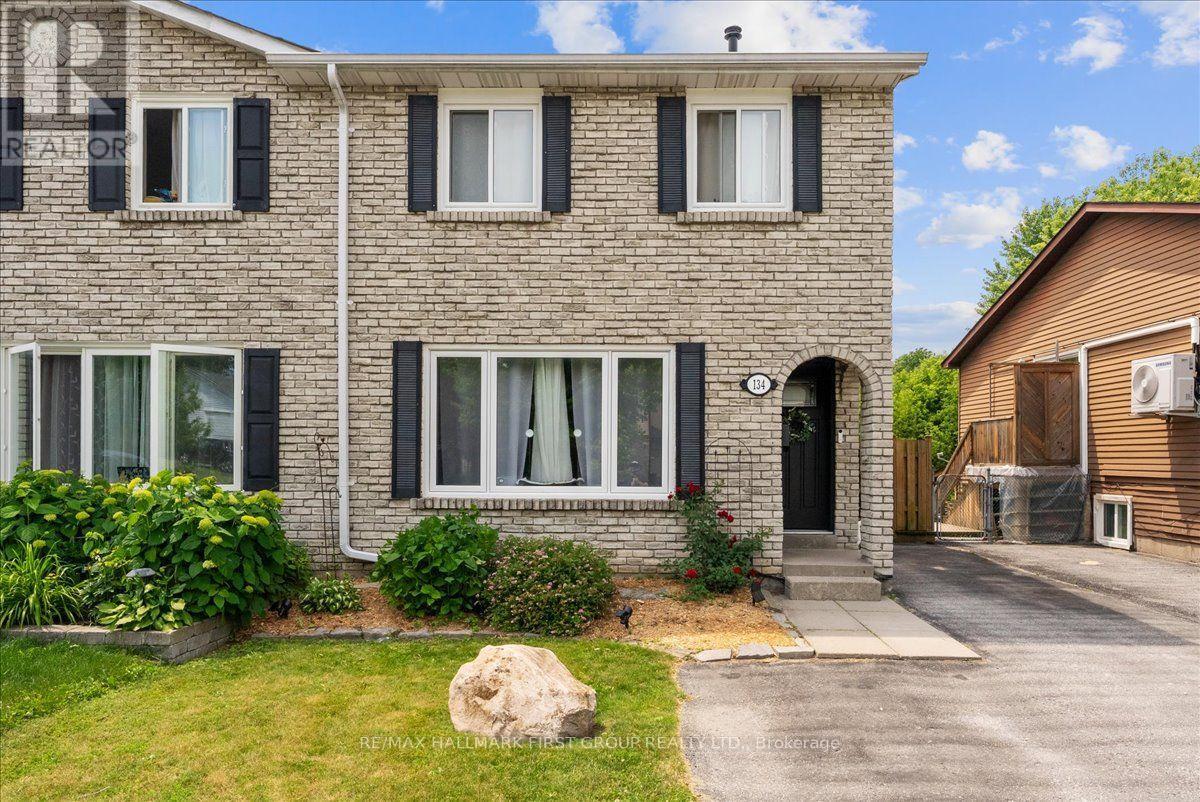 134 Londonderry Street, Oshawa, Ontario  L1J 6Z3 - Photo 3 - E13543868