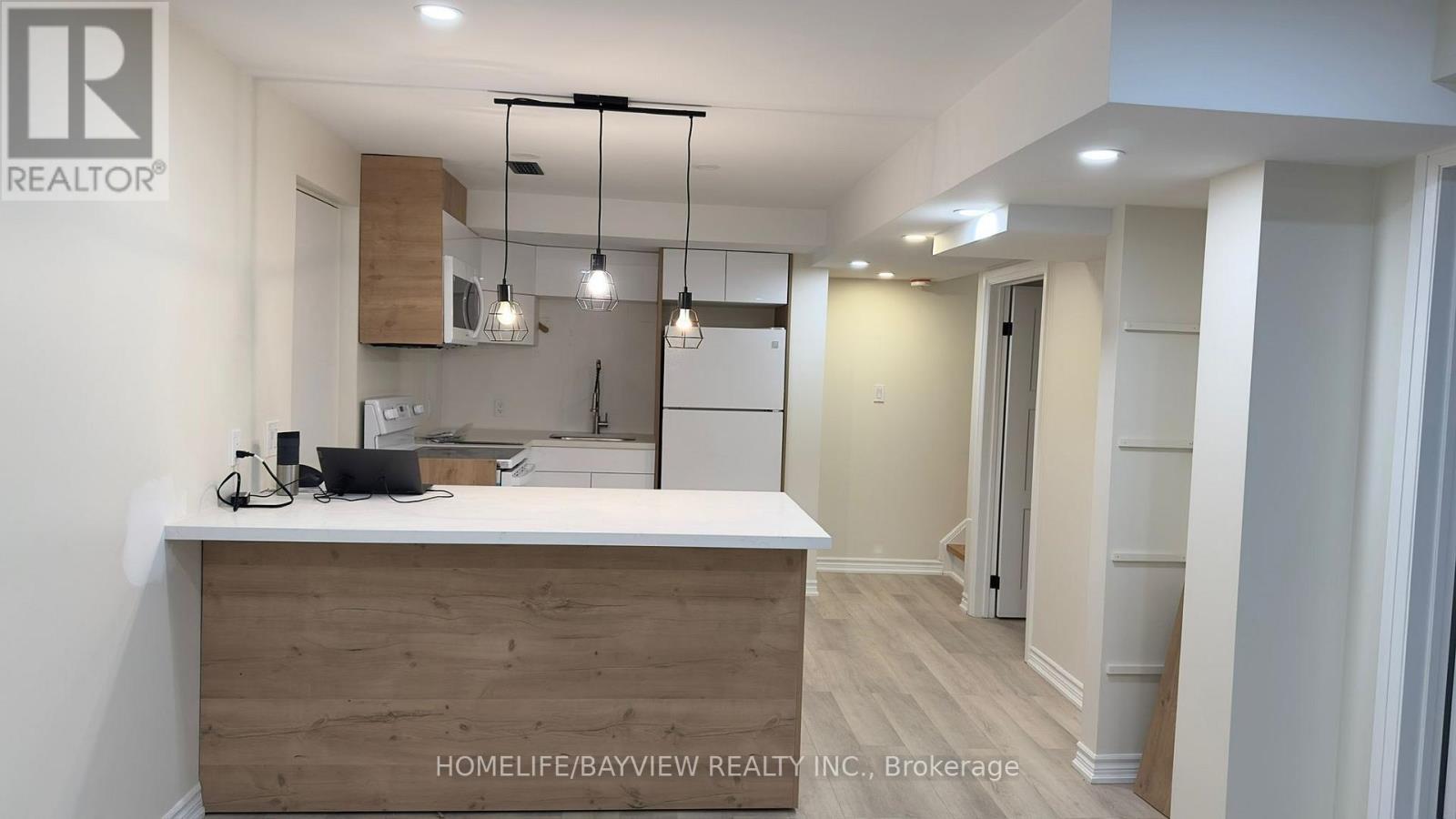 Lower Unit - 128 Adam Place, Newmarket, Ontario L3Y 8C4 - Photo 9 - N13543504
