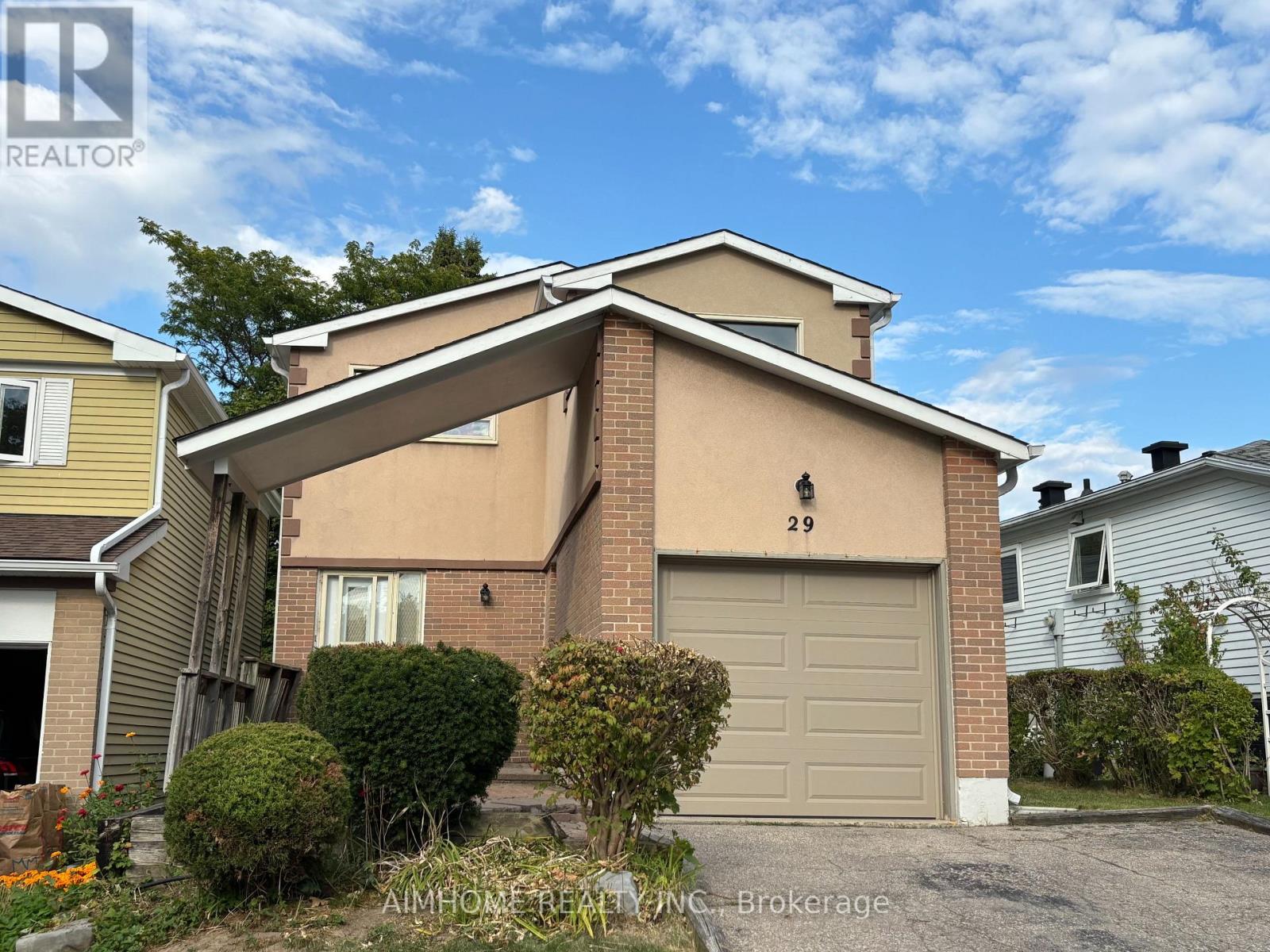 29 Snowshoe Crescent, Markham (German Mills), Ontario  L3T 4M7 - Photo 1 - N13543514
