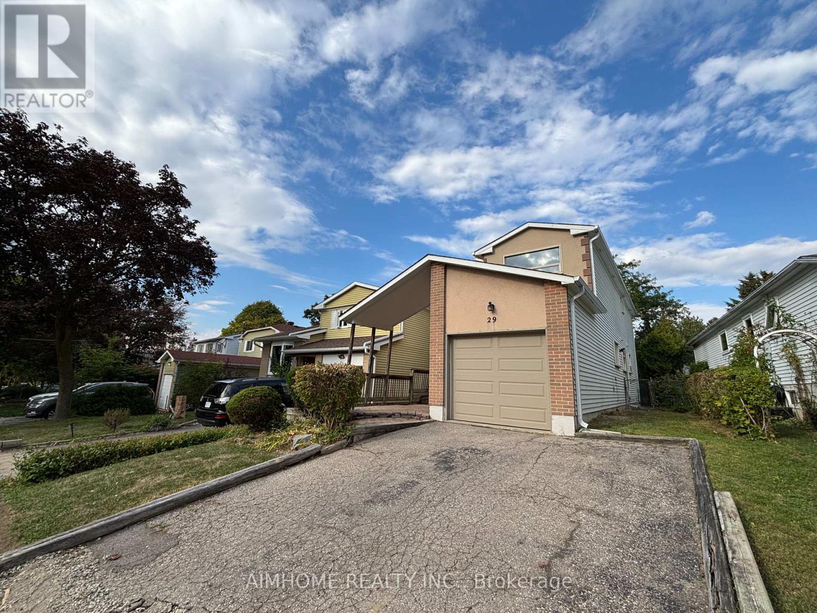 29 Snowshoe Crescent, Markham (German Mills), Ontario  L3T 4M7 - Photo 2 - N13543514