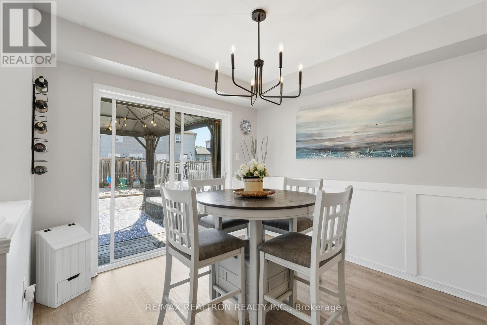 273 Greenwood Drive, Essa, Ontario  L0M 1B4 - Photo 10 - N13543566