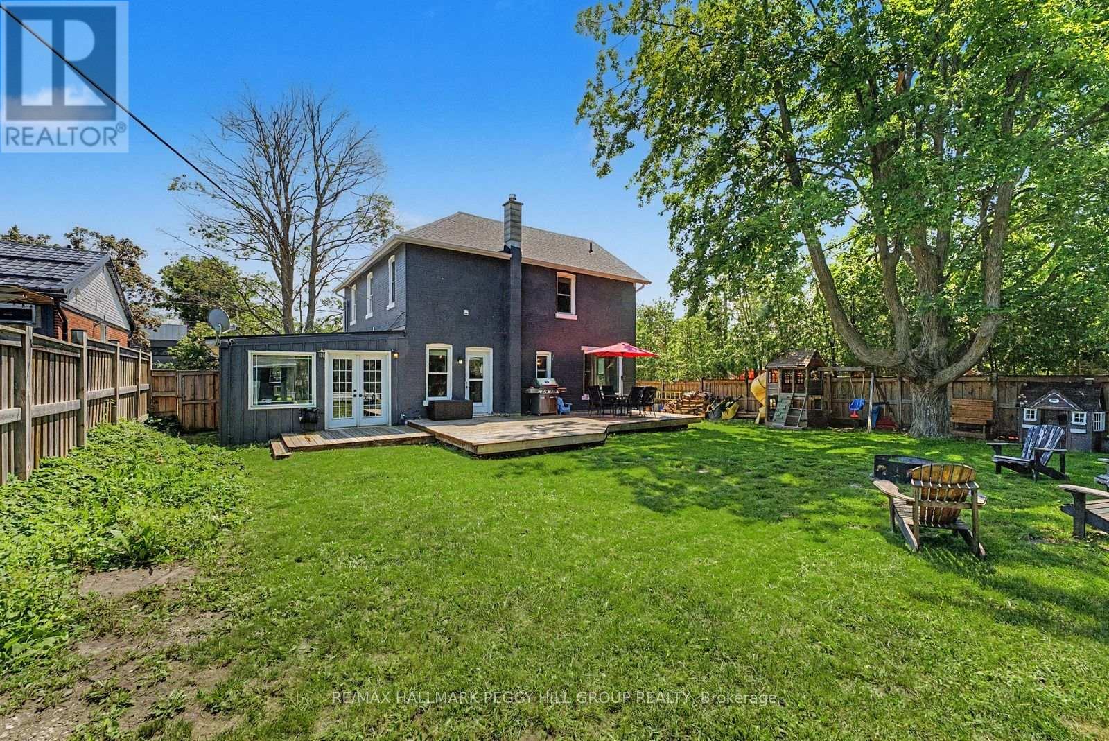 30 Eugenia Street, Barrie, Ontario L4M 1P8 - Photo 13 - S13543680
