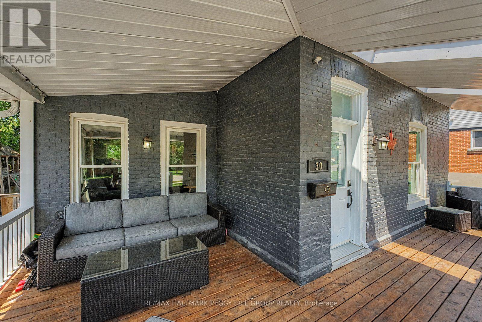 30 Eugenia Street, Barrie, Ontario L4M 1P8 - Photo 16 - S13543680