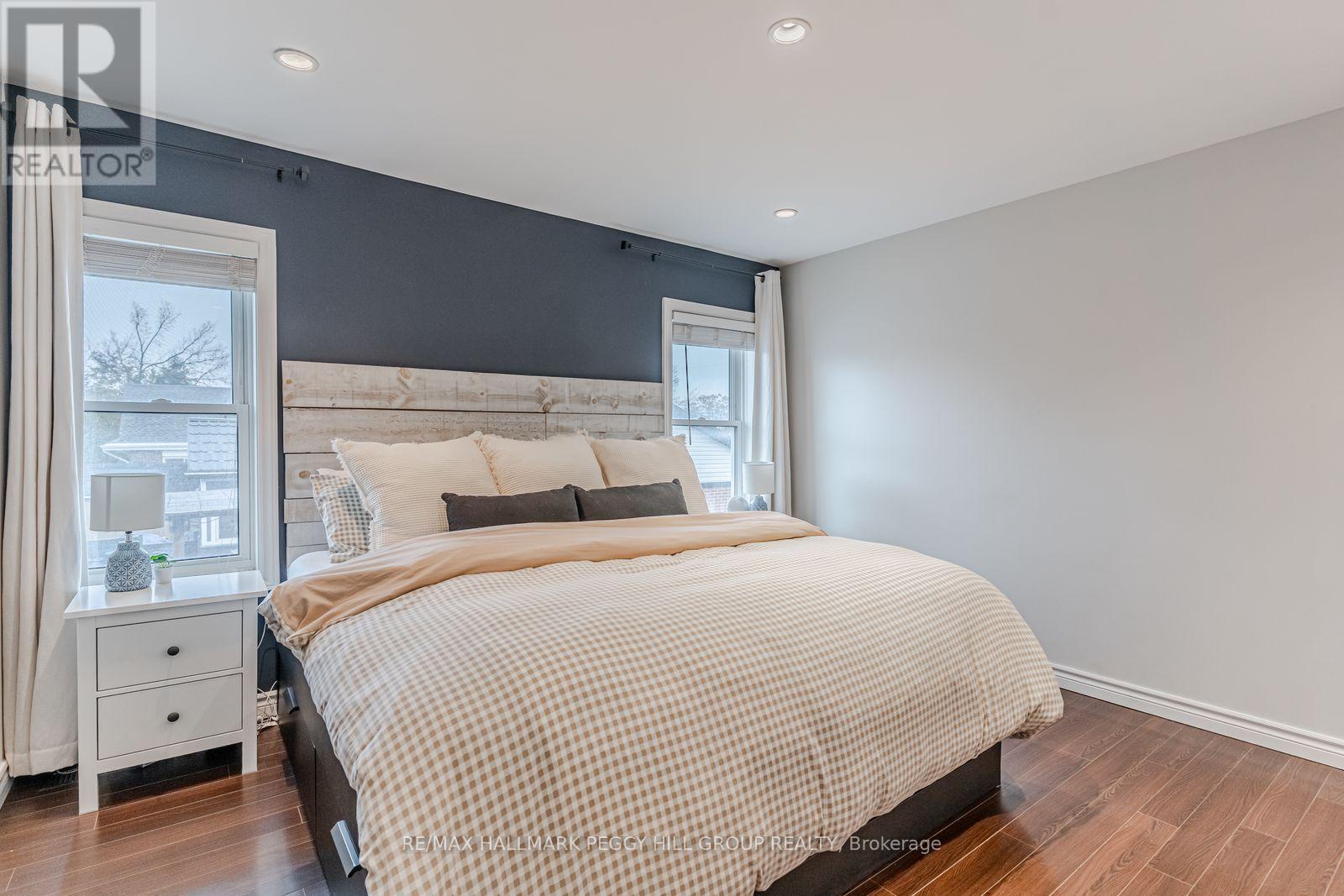 30 Eugenia Street, Barrie, Ontario L4M 1P8 - Photo 9 - S13543680