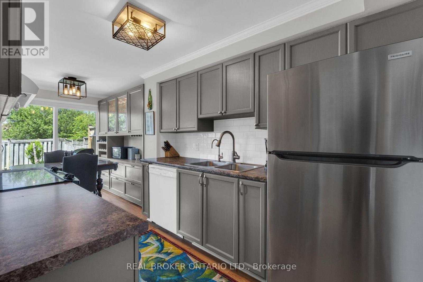 166 Tunbridge Road, Barrie, Ontario  L4M 6S1 - Photo 10 - S13543738