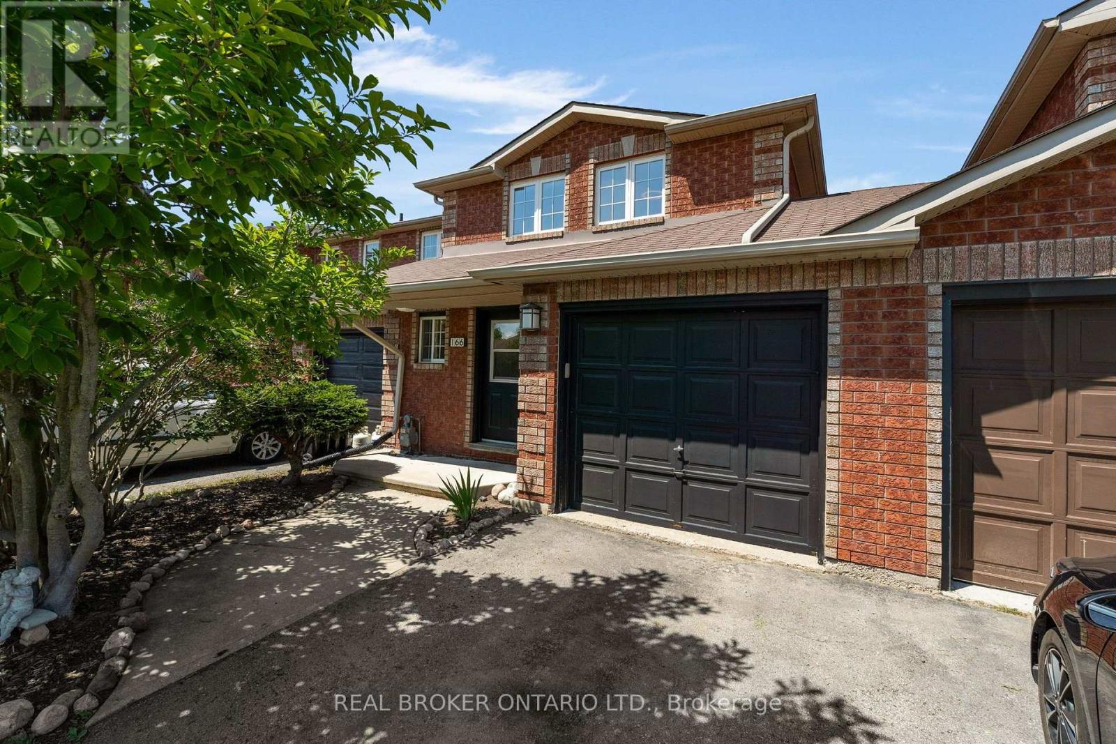 166 Tunbridge Road, Barrie, Ontario  L4M 6S1 - Photo 2 - S13543738