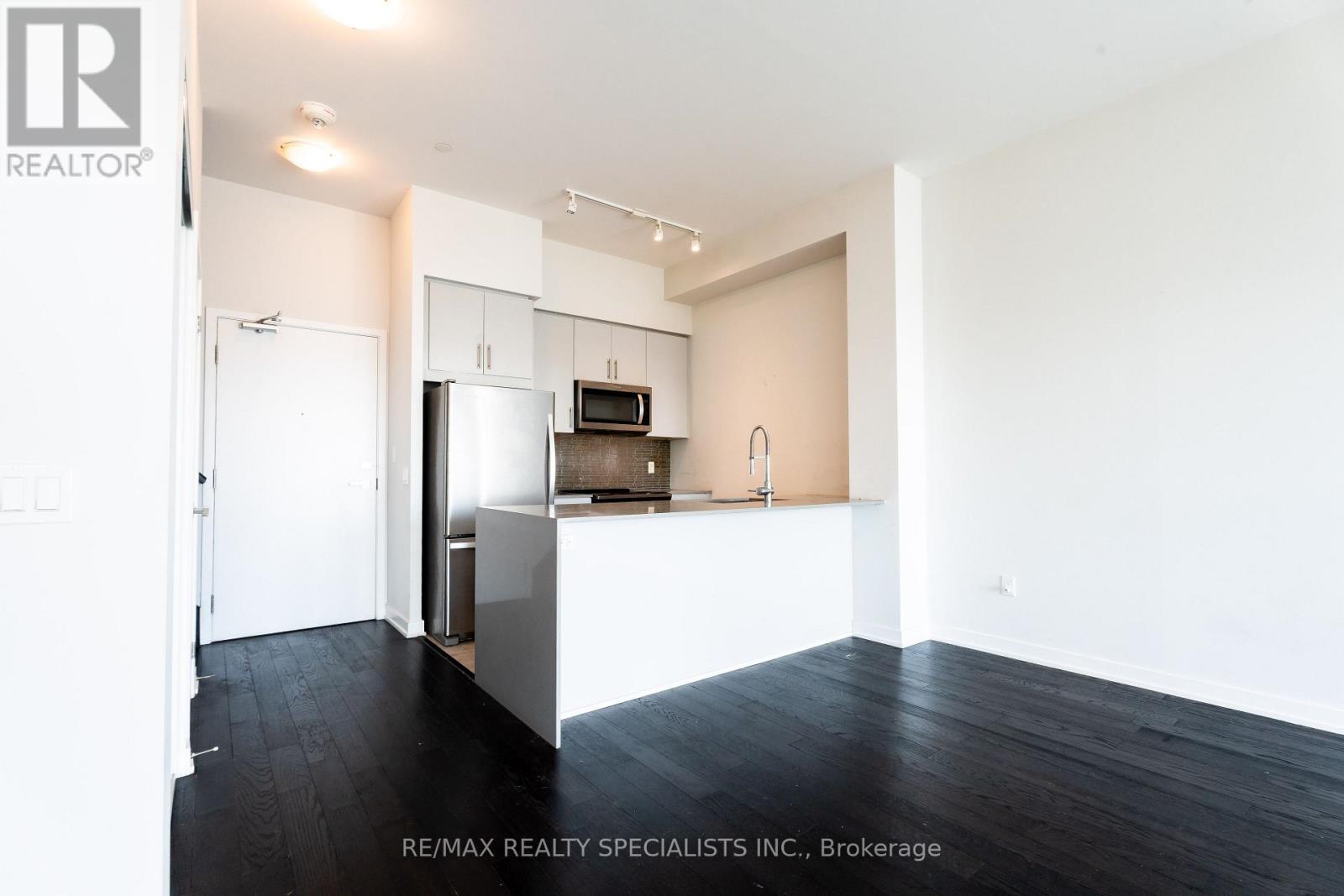 523 - 4055 Parkside Village Drive, Mississauga, Ontario  L5B 0K8 - Photo 8 - W13540376