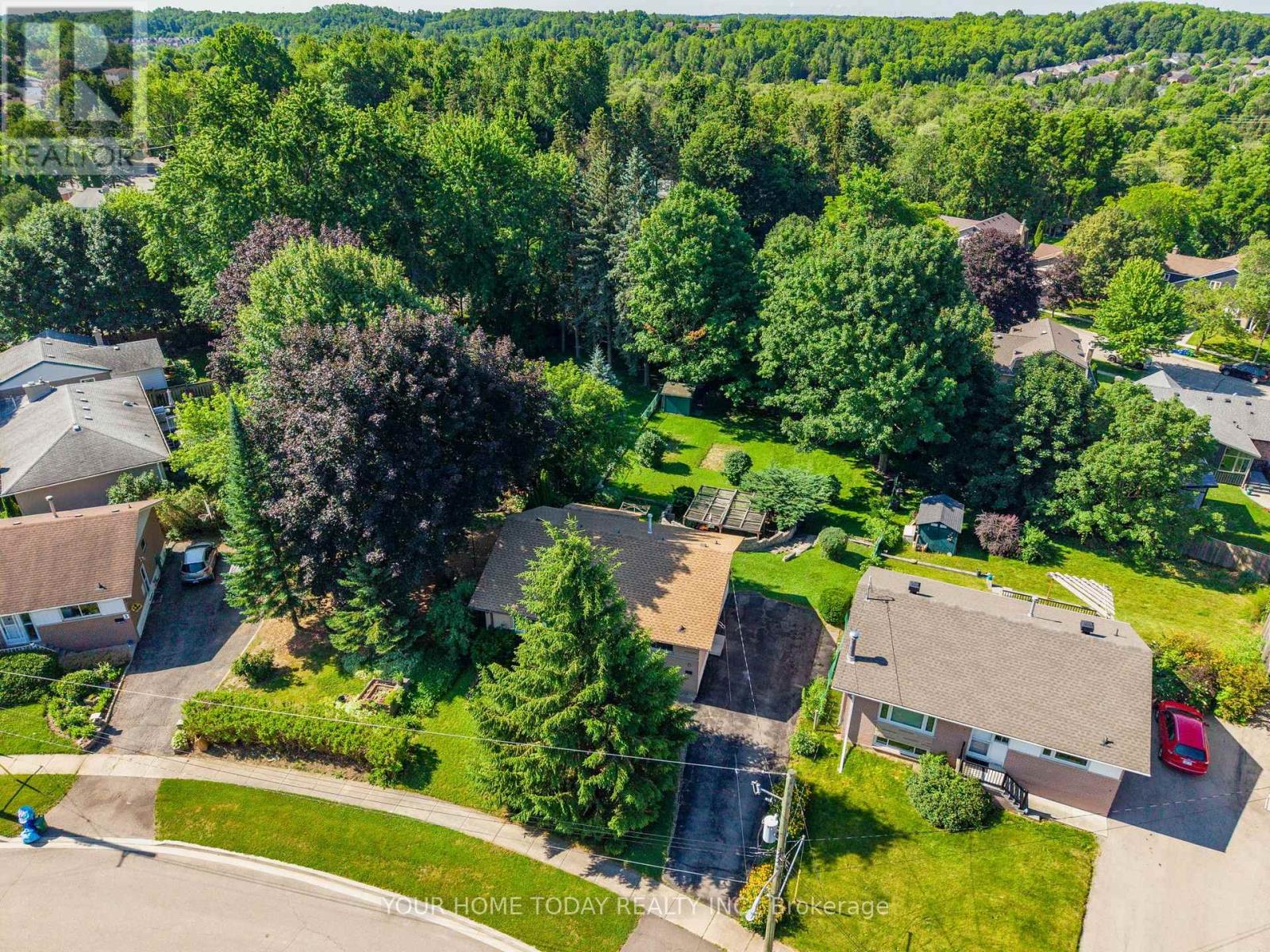 5 LANE COURT, Halton Hills (Georgetown)